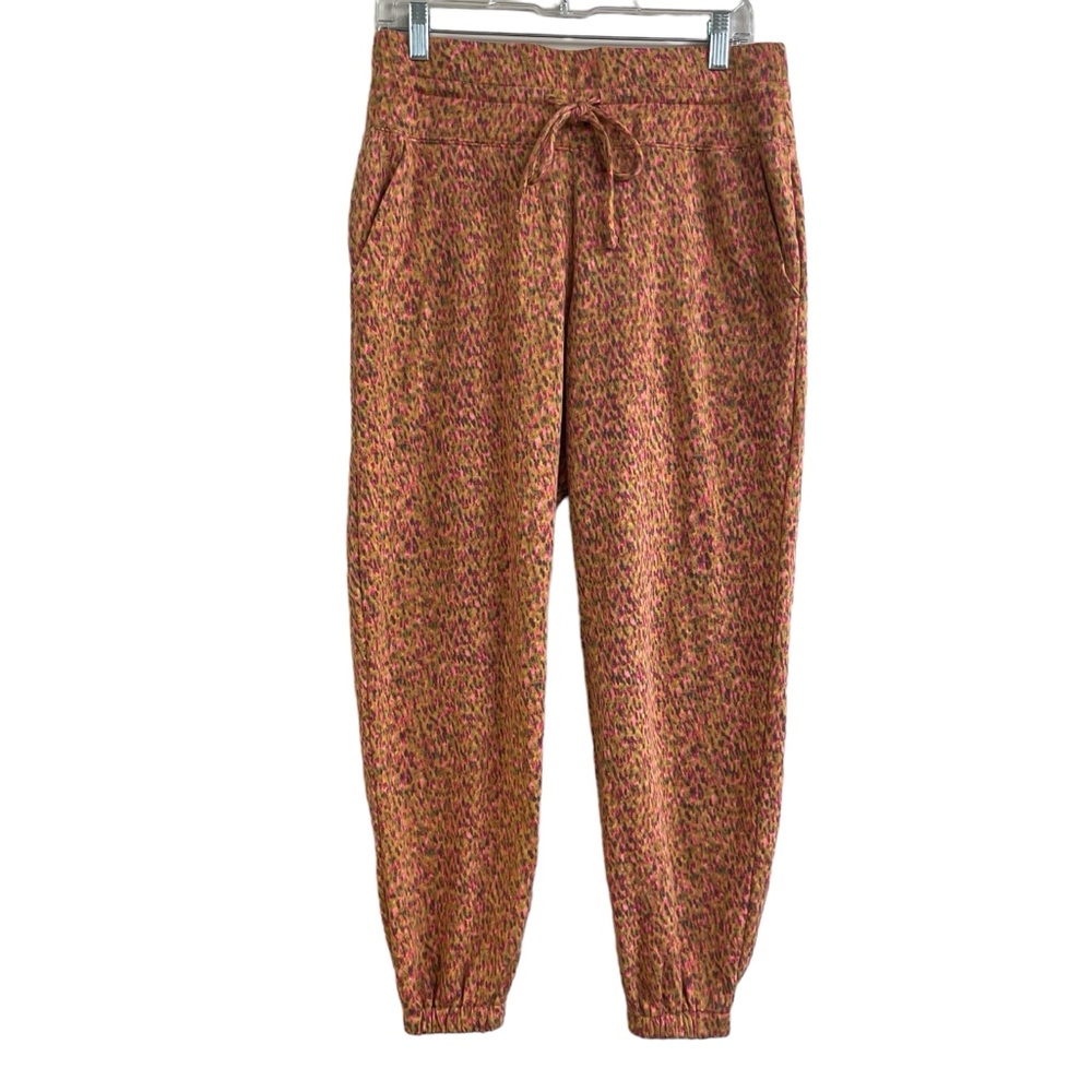 Lou & Grey Petaled Cozy High Waisted Joggers medium